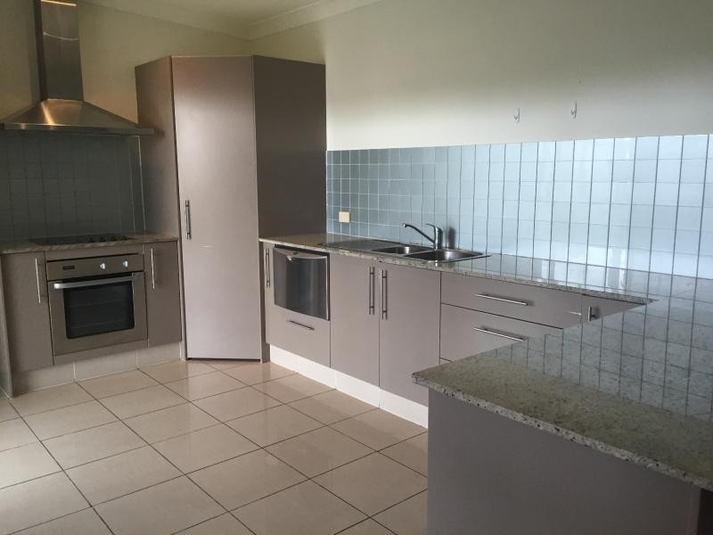 12 Locke Street, Southport QLD 4215