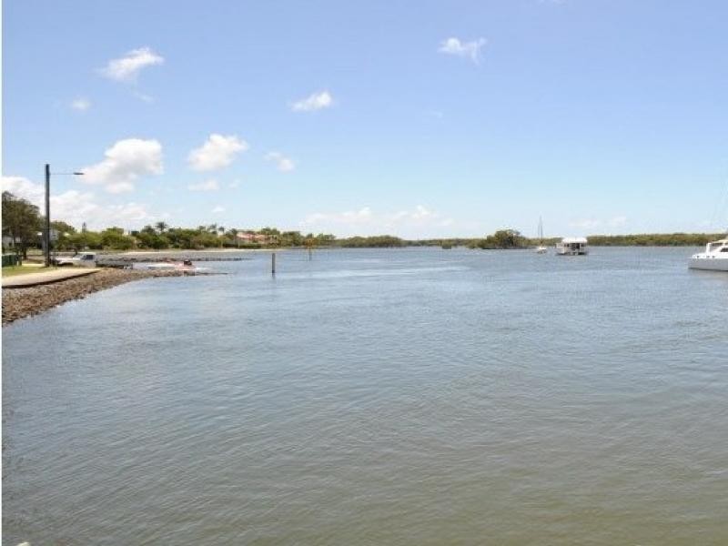 Hope Island QLD 4212