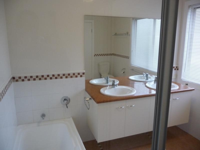 8/24 Brighton Pde, Southport QLD 4215