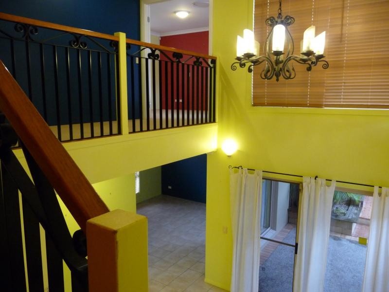 8/24 Brighton Pde, Southport QLD 4215