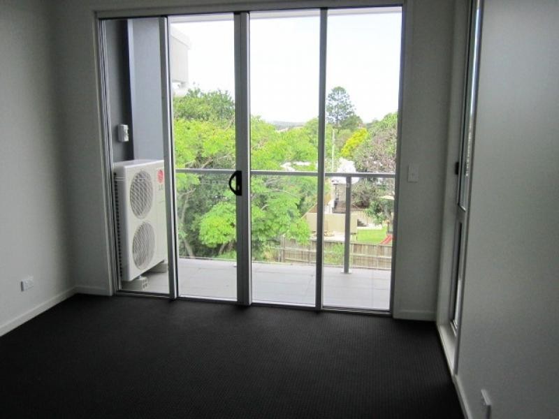 9/15 Kennington Rd, Camp Hill QLD 4152