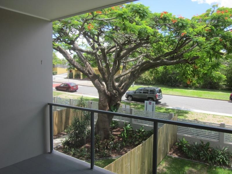 9/15 Kennington Rd, Camp Hill QLD 4152