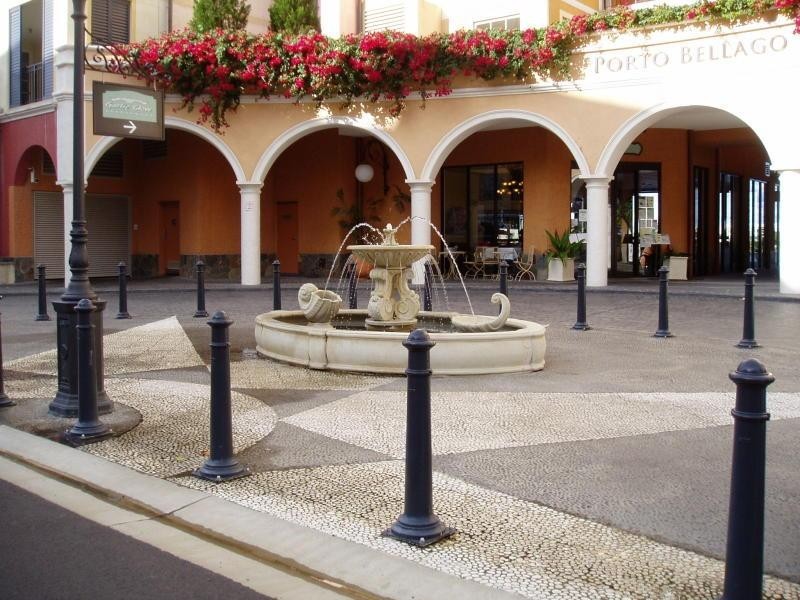 3030 The Boulevard, Carrara QLD 4211