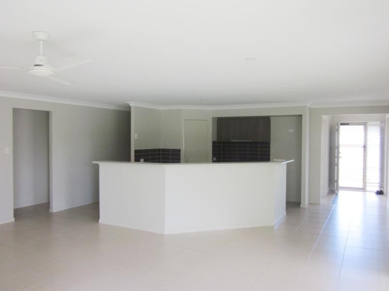 41 BUCHANAN CIRCUIT, Pacific Pines QLD 4211