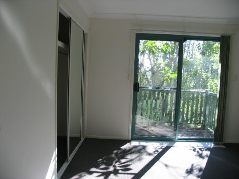 6 Crestridge Cres, Oxenford QLD 4210