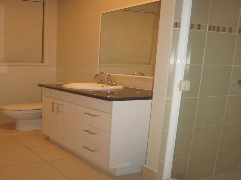 Emerald Island Drive, Carrara QLD 4211