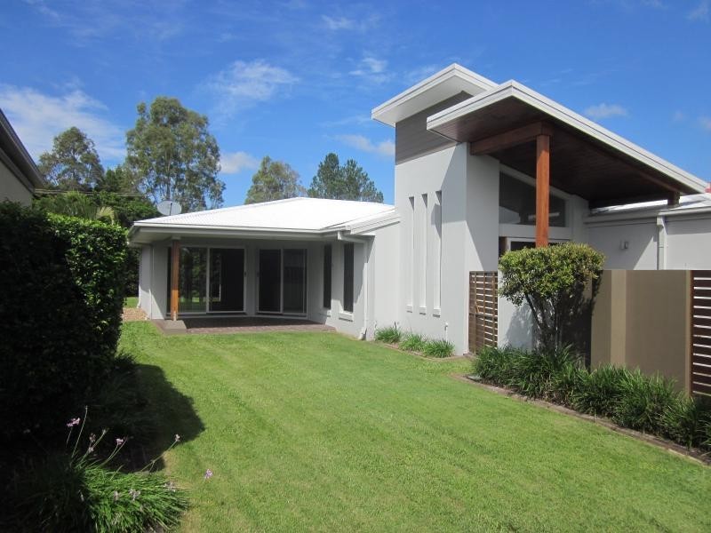 7 Ontario Court, Oxenford QLD 4210