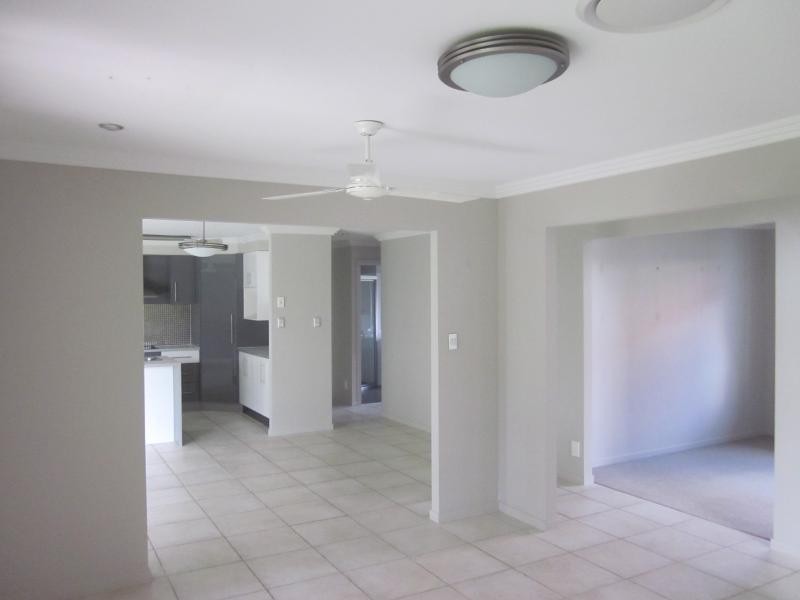 7 Ontario Court, Oxenford QLD 4210