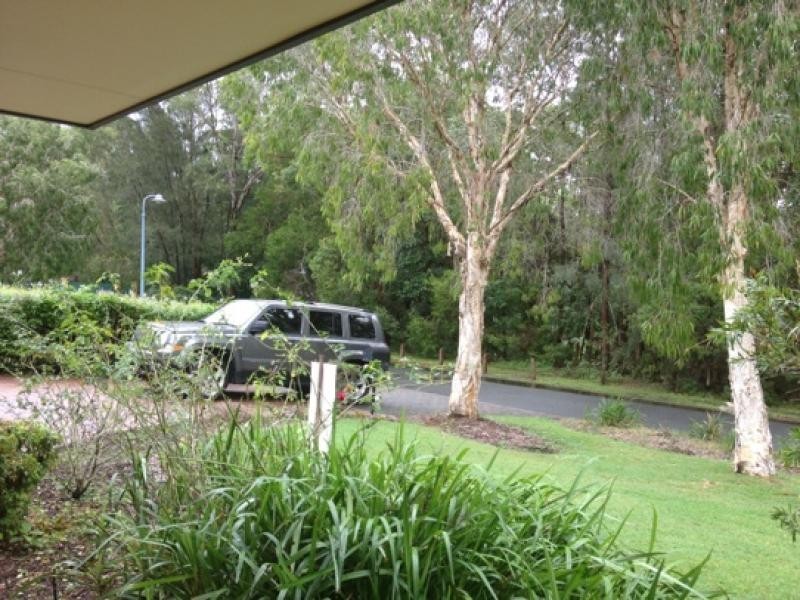 9 Brookside Cres, Seventeen Mile Rocks QLD 4073