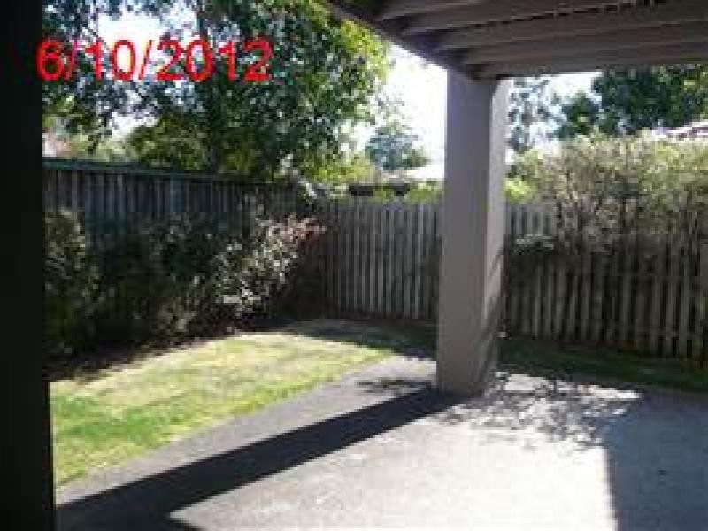 33/300 Cliveden Ave, Oxley QLD 4075