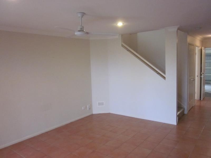 33/300 Cliveden Ave, Oxley QLD 4075