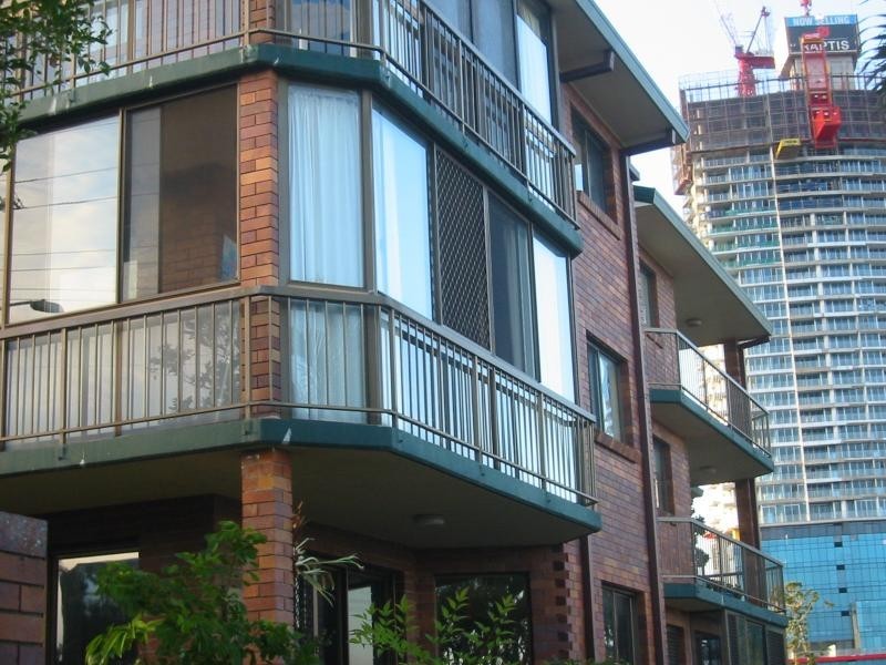 5/79 Queen St, Southport QLD 4215