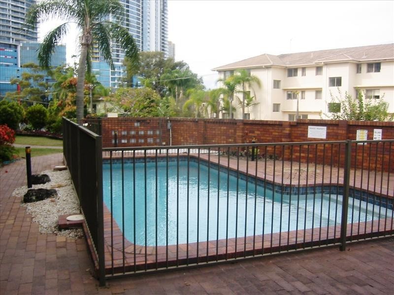 5/79 Queen St, Southport QLD 4215