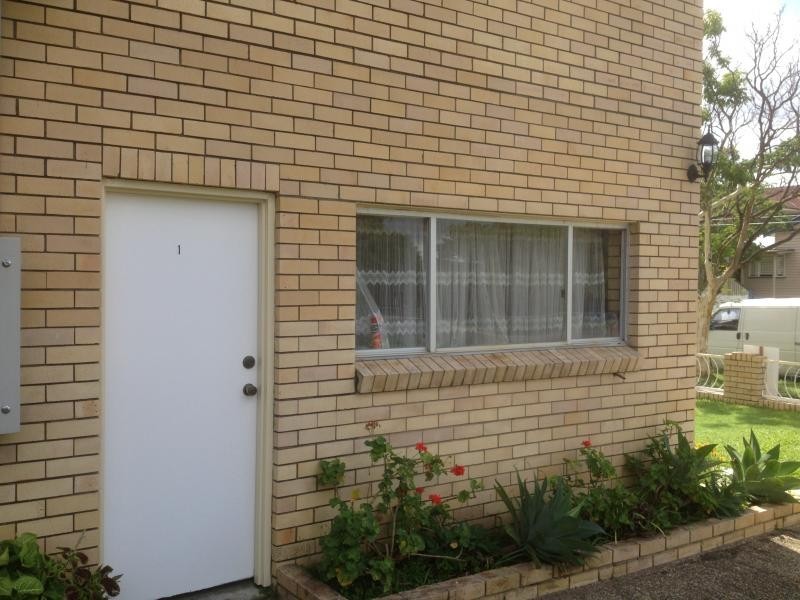 1/79 French St, Coorparoo QLD 4151