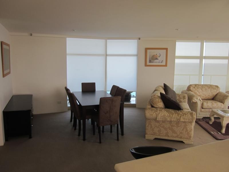 5 Clifford St, Surfers Paradise QLD 4217