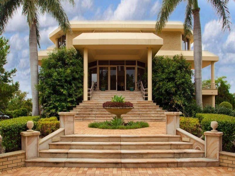 Cotlew St, Ashmore QLD 4214