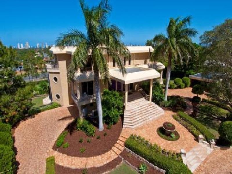 Cotlew St, Ashmore QLD 4214