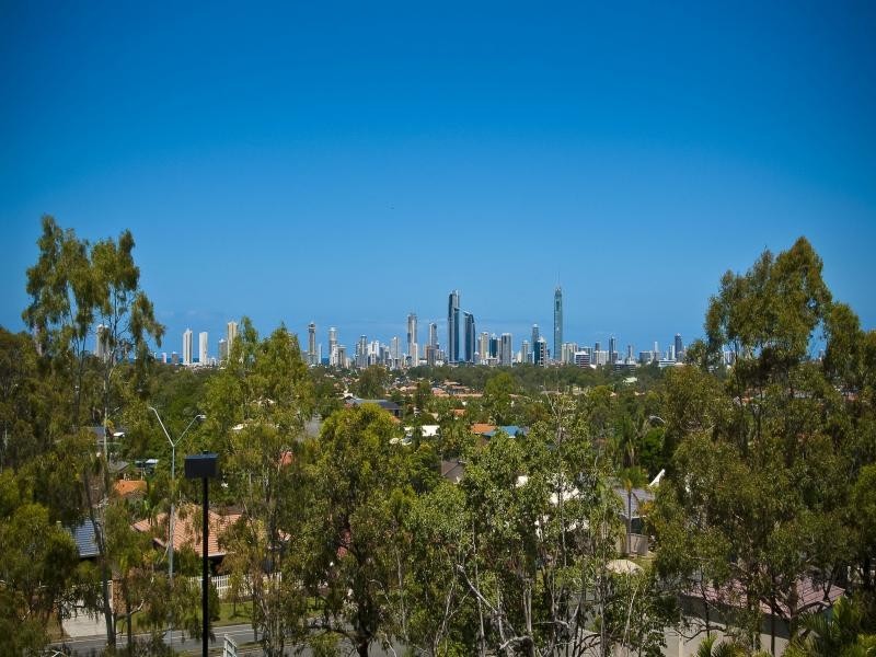 Cotlew St, Ashmore QLD 4214