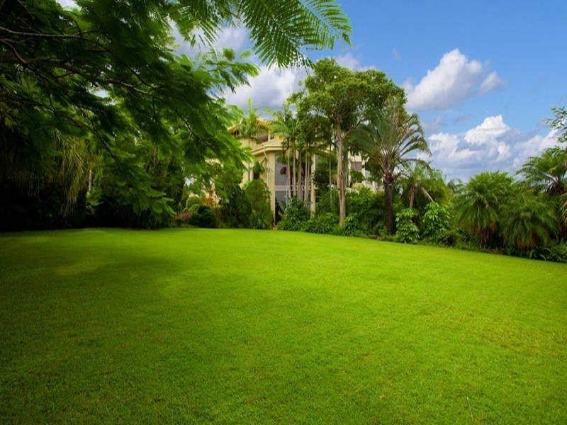 Cotlew St, Ashmore QLD 4214