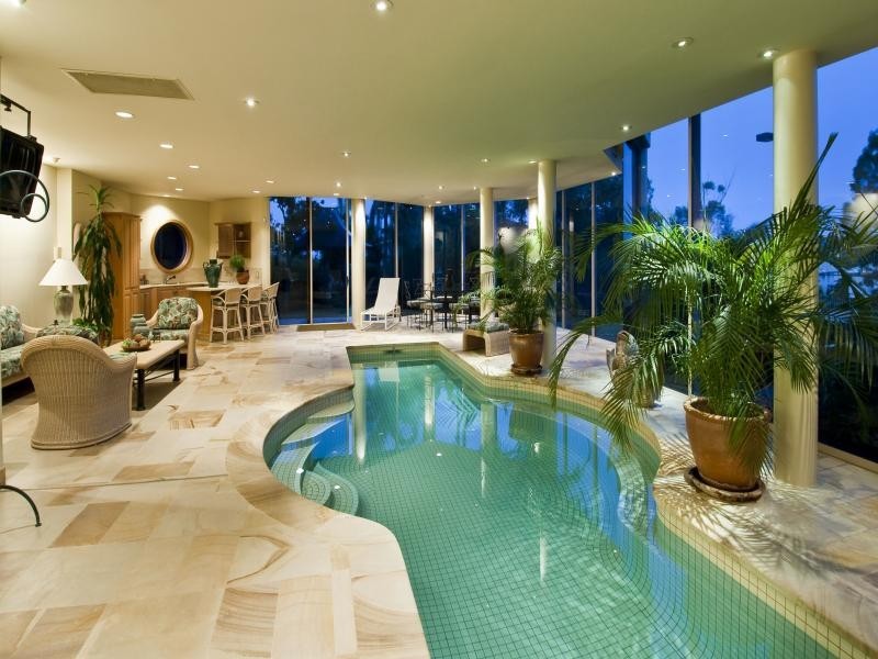 Cotlew St, Ashmore QLD 4214