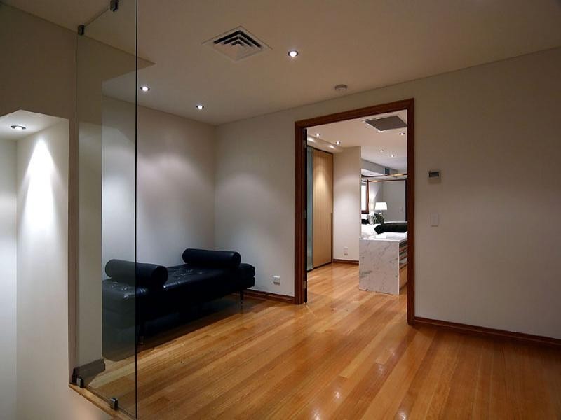 56 Woodroffe Ave, Main Beach QLD 4217