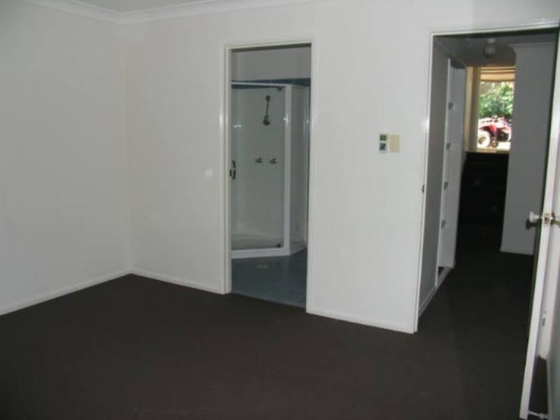 6 Crestridge Cres, Oxenford QLD 4210