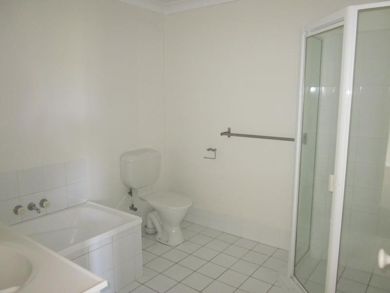 2012/6 Crestridge Cres, Oxenford QLD 4210