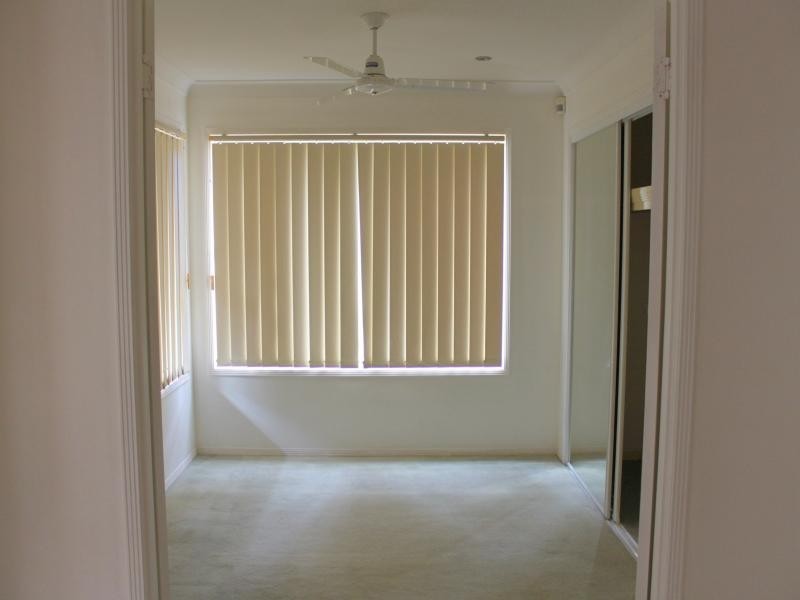 16 Tuggerah Close, Robina QLD 4226