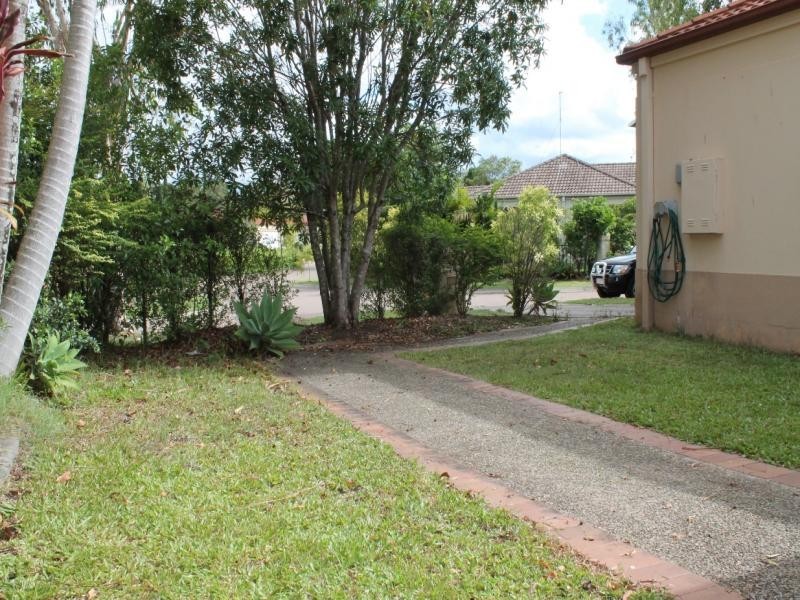 16 Tuggerah Close, Robina QLD 4226