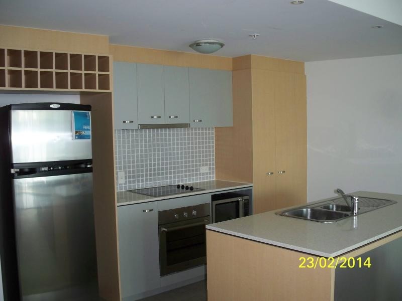 105/18 Fern St, Surfers Paradise QLD 4217