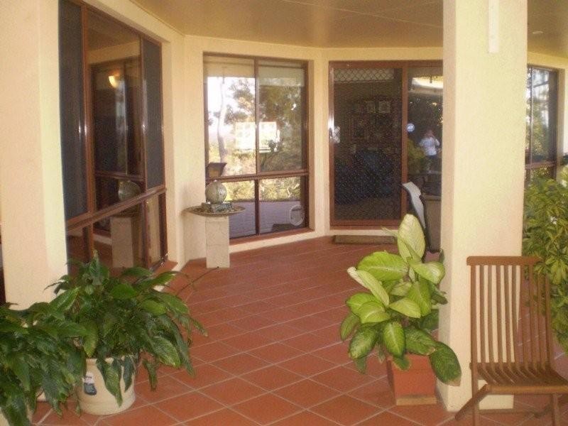 77 Highvale Dve, Helensvale QLD 4212