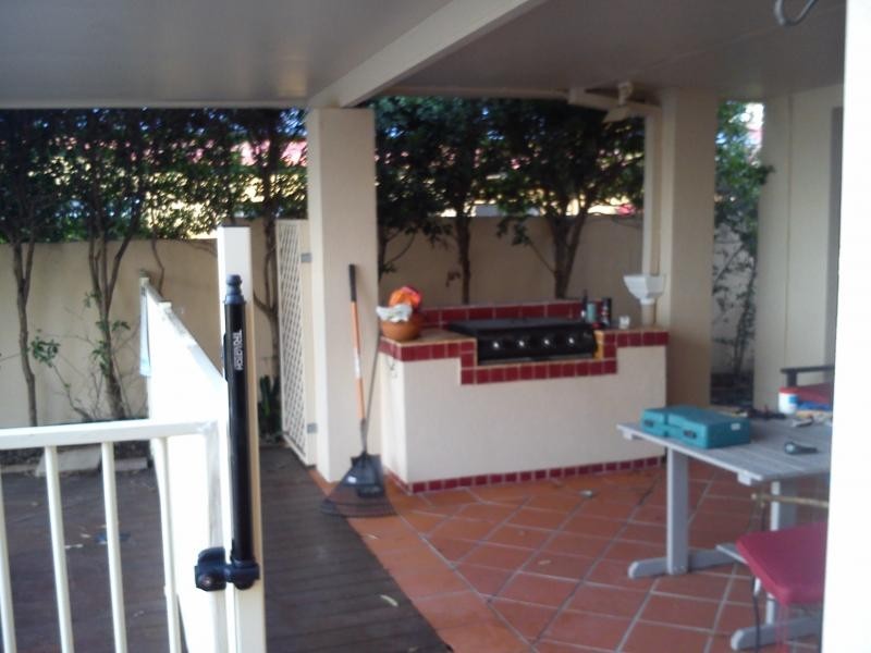 77 Highvale Dve, Helensvale QLD 4212