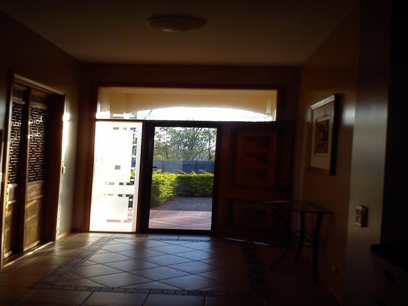 77 Highvale Dve, Helensvale QLD 4212