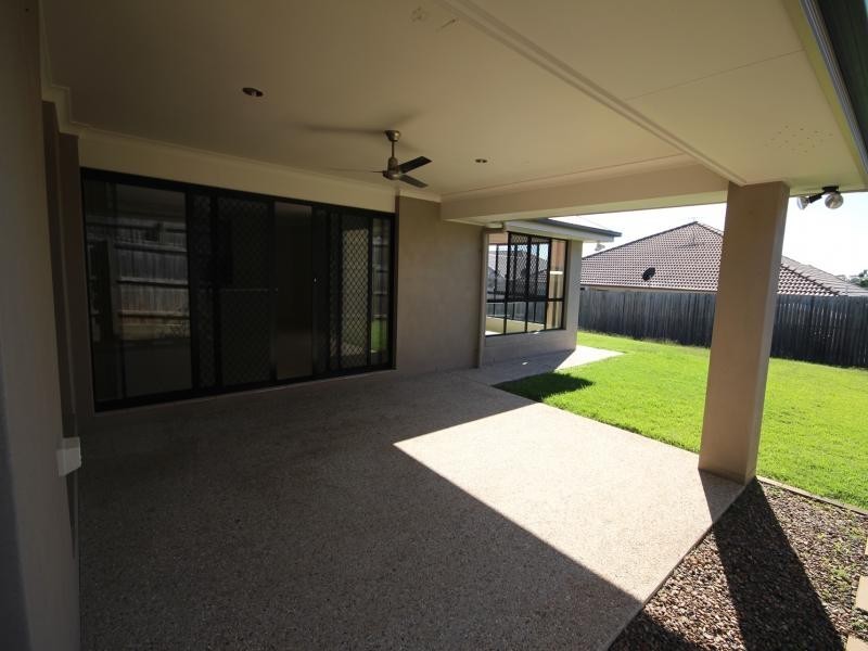16 Melaleuca St, Heathwood QLD 4110