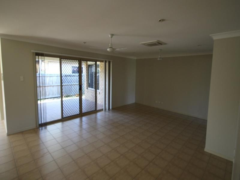 46 Jubilee Ave, Forest Lake QLD 4078