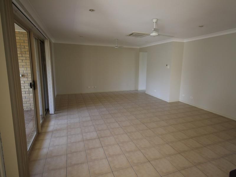 46 Jubilee Ave, Forest Lake QLD 4078