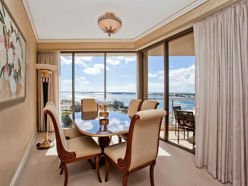 50 Marine Pde, Southport QLD 4215