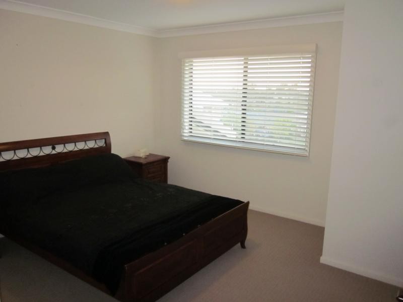 17 Rainlilly Cres, Upper Coomera QLD 4209