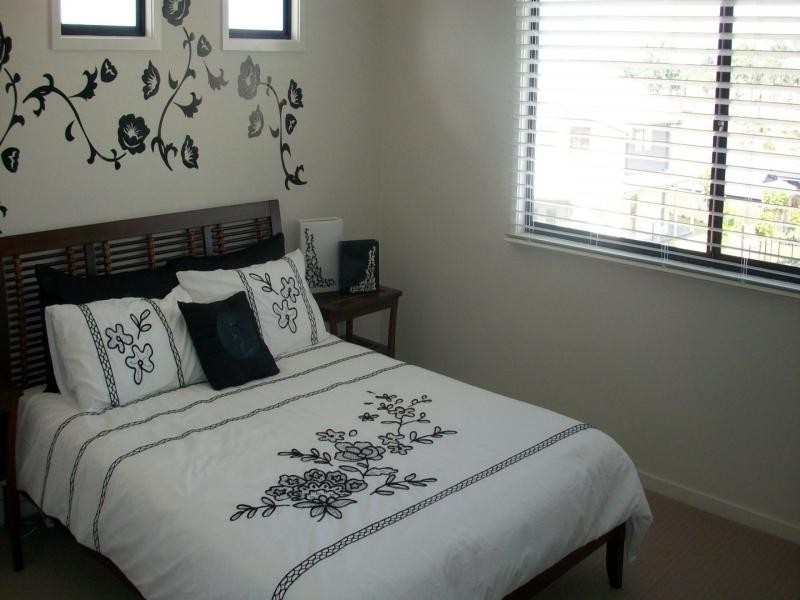 17 Rainlilly Cres, Upper Coomera QLD 4209