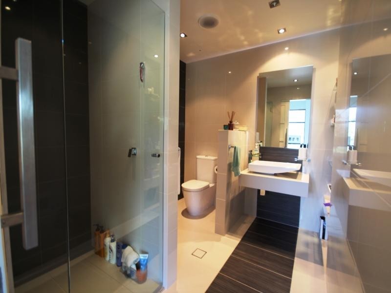 47 Breaker St, Main Beach QLD 4217