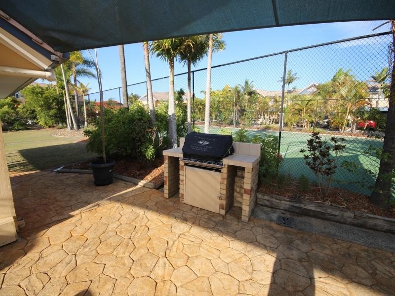 35/50 St Kevins Ave, Benowa QLD 4217