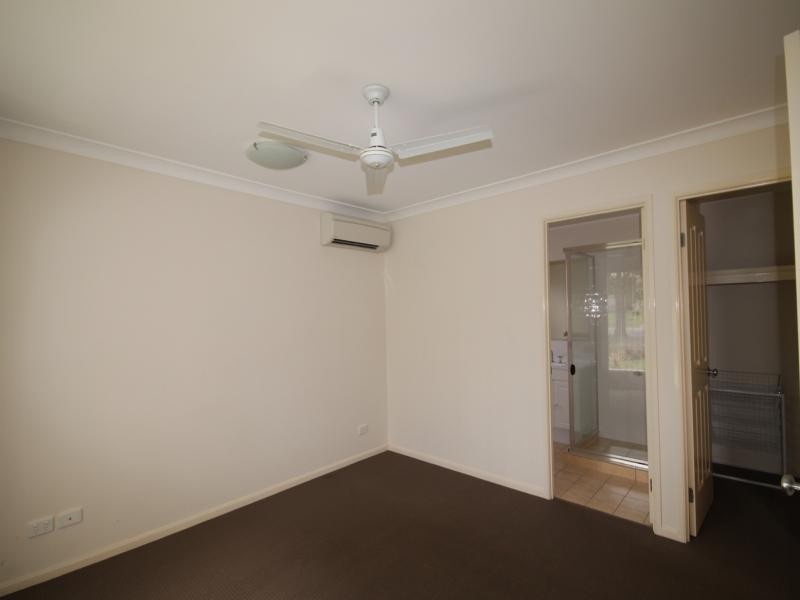 7 Reuben Close, Forest Lake QLD 4078