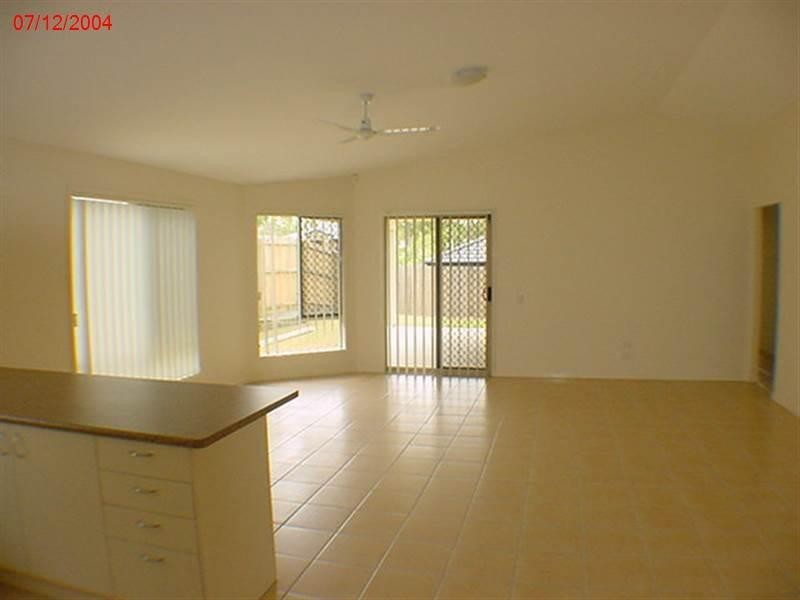 7 Reuben Close, Forest Lake QLD 4078