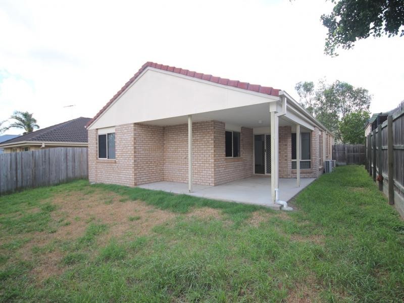 7 Reuben Close, Forest Lake QLD 4078