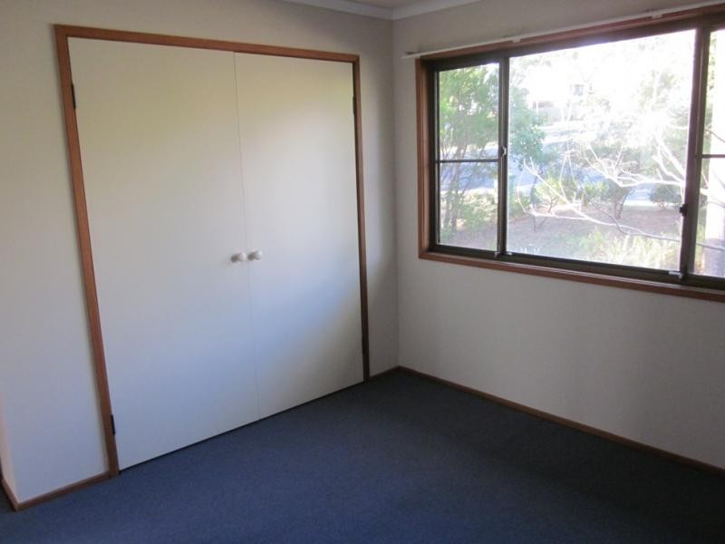 33 Corunna Cres, Ashmore QLD 4214