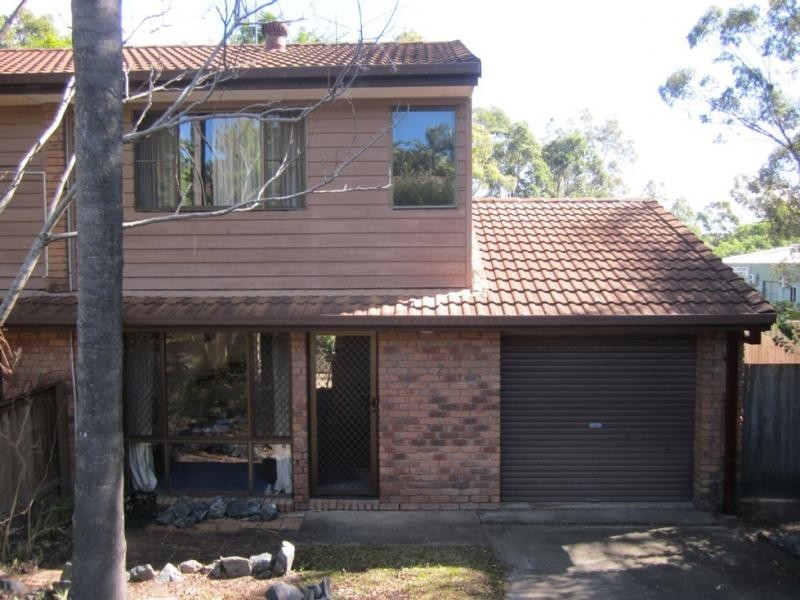33 Corunna Cres, Ashmore QLD 4214