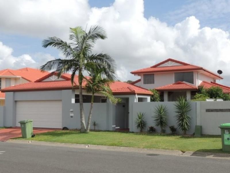 63 Pebble Beach Drive, Runaway Bay QLD 4216