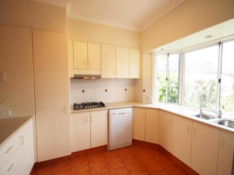 63 Pebble Beach Drive, Runaway Bay QLD 4216