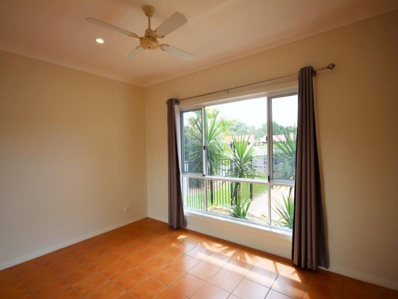 63 Pebble Beach Drive, Runaway Bay QLD 4216