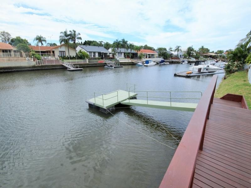 63 Pebble Beach Drive, Runaway Bay QLD 4216